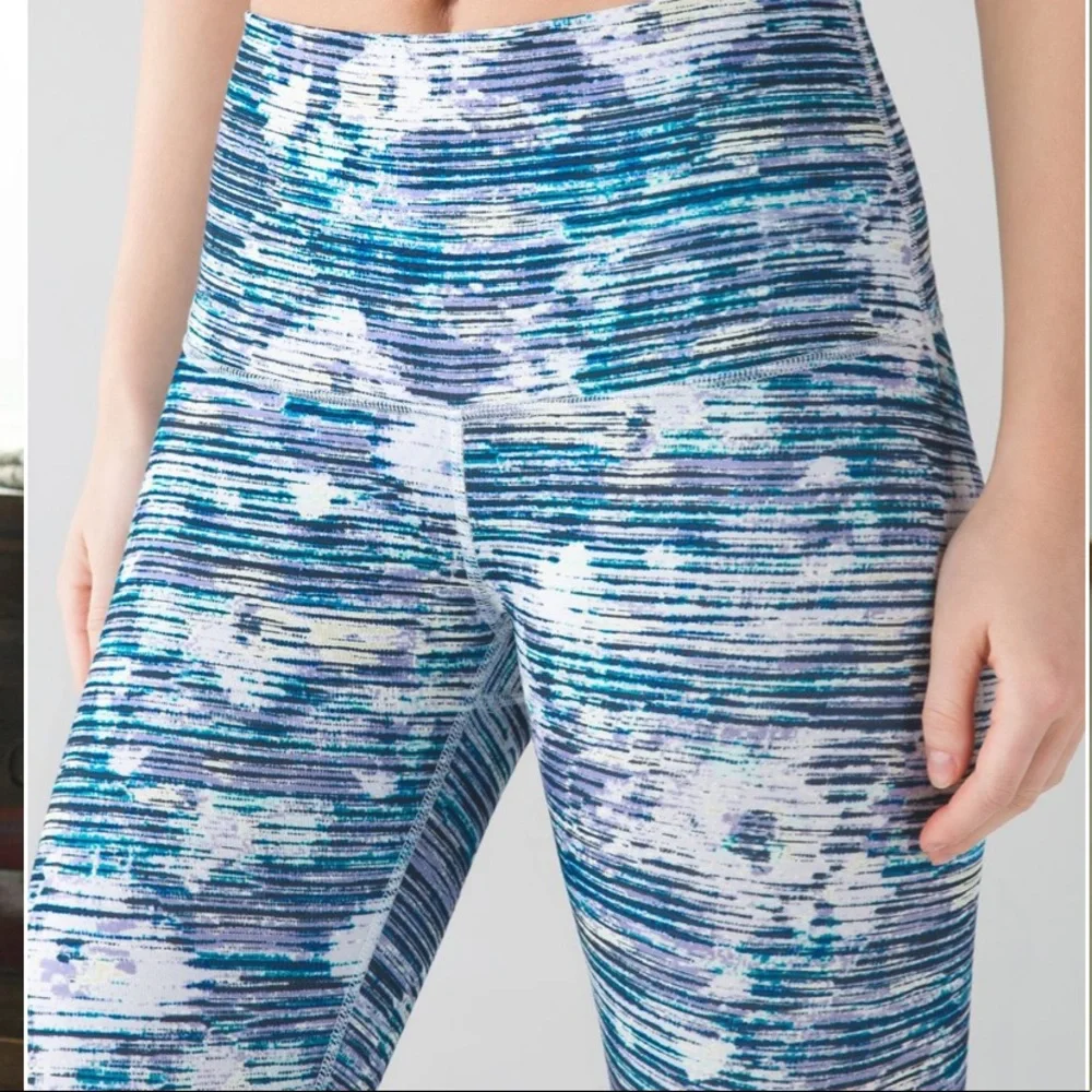 LULULEMON Wunder Under crop leggings